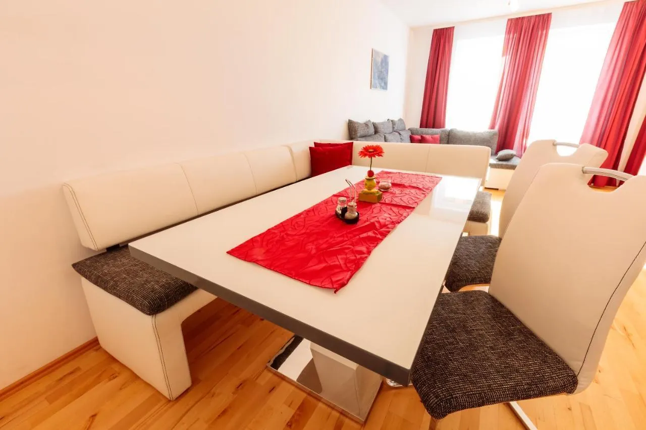 Appartements Avenzio Solden 0*,
